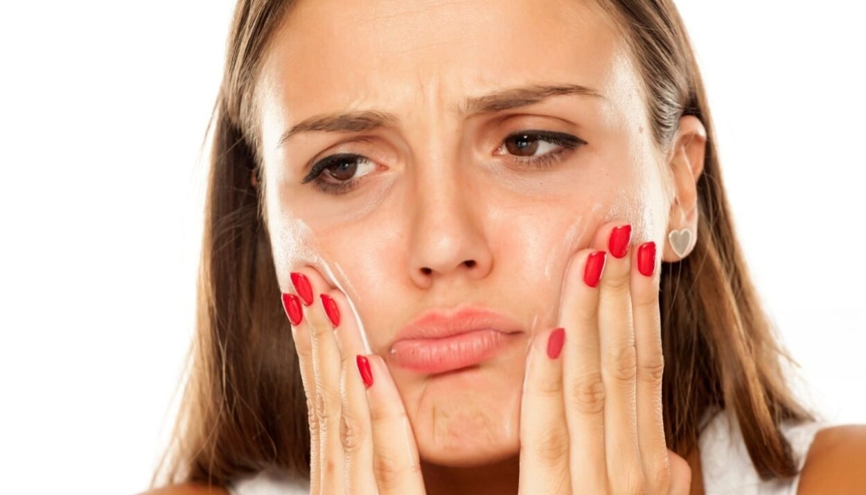 Signs Your Cleanser May Be Damaging Your Skin Barrier