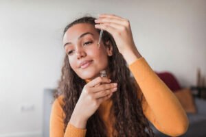 How Olay Serums Improve Skin Hydration and Glow