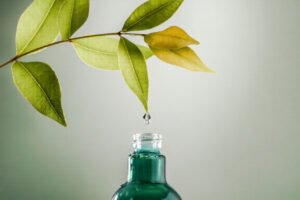 Why Tea Tree Oil Is Used in Clarifying Skincare Routines