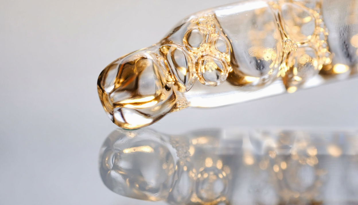 How to Use Jojoba Oil on Red or Irritated Skin