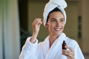 Jojoba oil for hydration