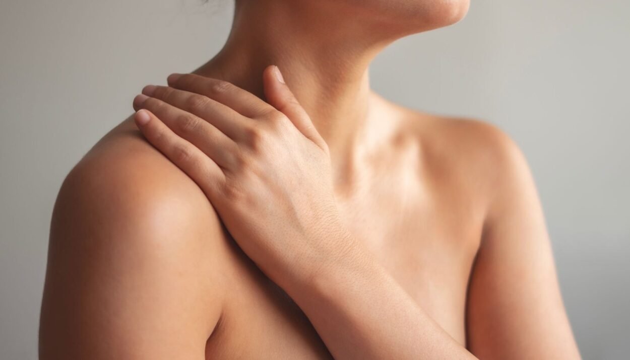 Daily skincare tips to prevent dryness and dullness